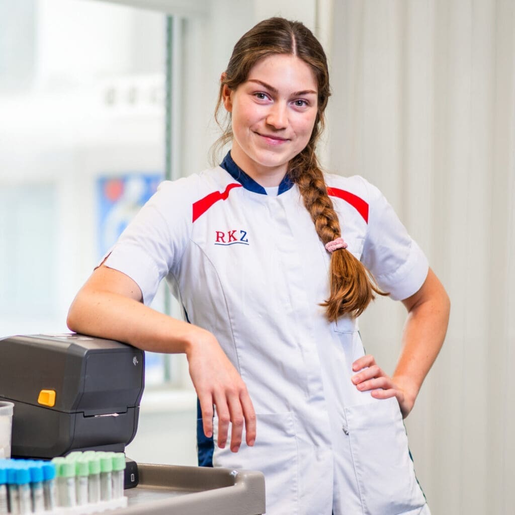 Milana, Laboratorium & Bloedafname